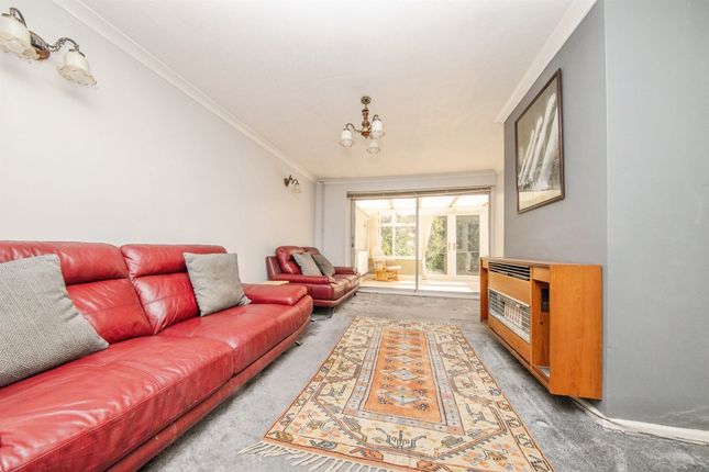 12, Cats Lane, Sudbury photo 2