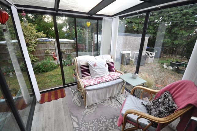 3, Widford Green, Dunscroft photo 4