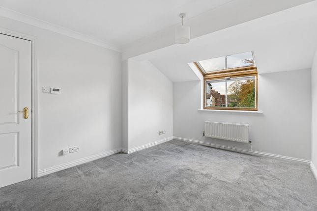 Uxbridge Road, Rickmansworth photo 2