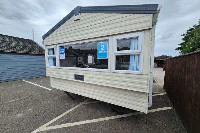 2-bed caravan on 4, Tarka Holiday Park, Barnstaple, £29,995
