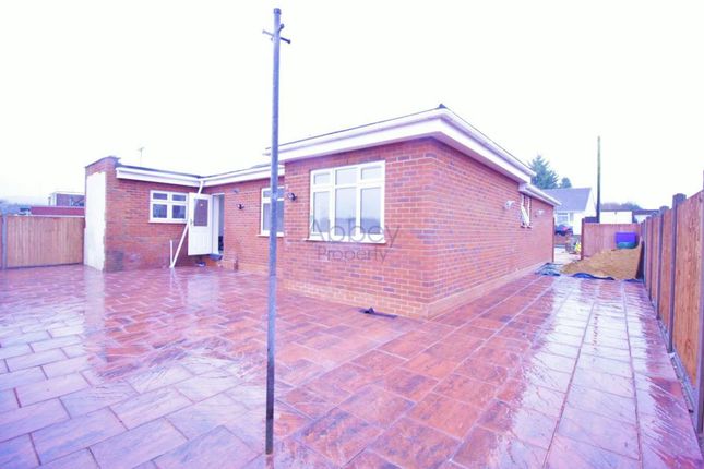 118 Browning Road, Luton photo 2