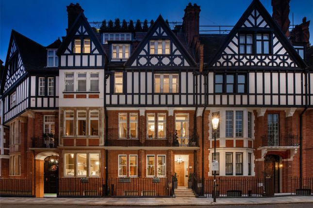 Thumbnail Terraced house for sale in Herbert Crescent, London