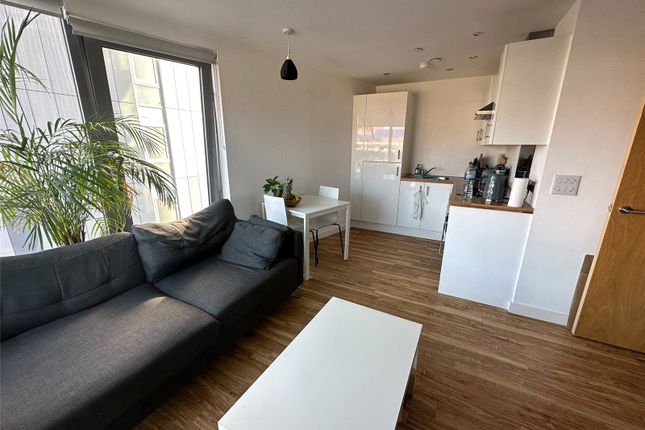 Apartment 202, 19, Plaza Boulevard, Merseyside photo 4