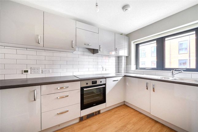 Apartment 21, Cable House, 2, Echo Walk, Berkshire photo 4