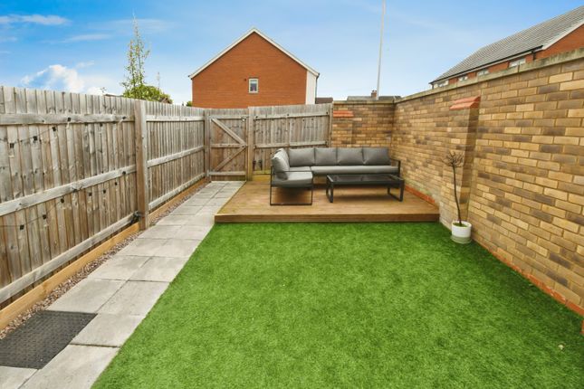 End terrace house for sale in Westbrooke Place, Lincoln