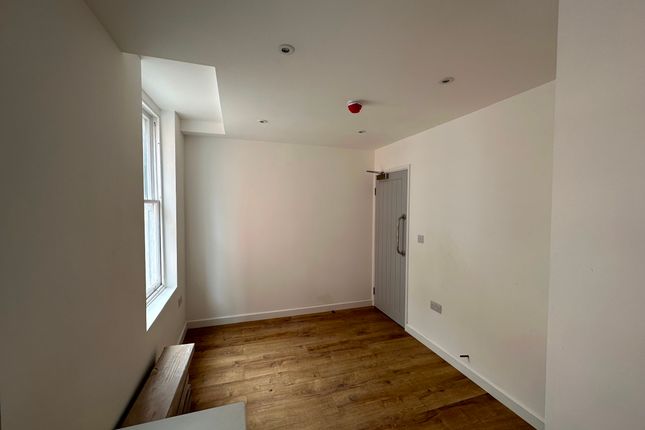 Flat to rent in Tavistock Street, Leamington Spa