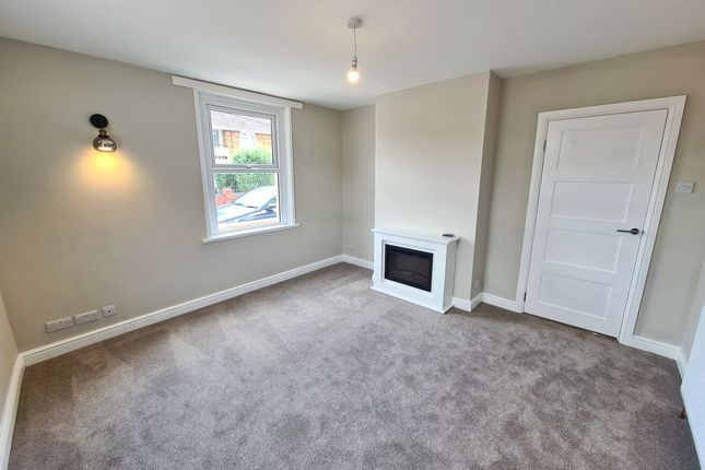 17, Haselbury Road, Southampton photo 4