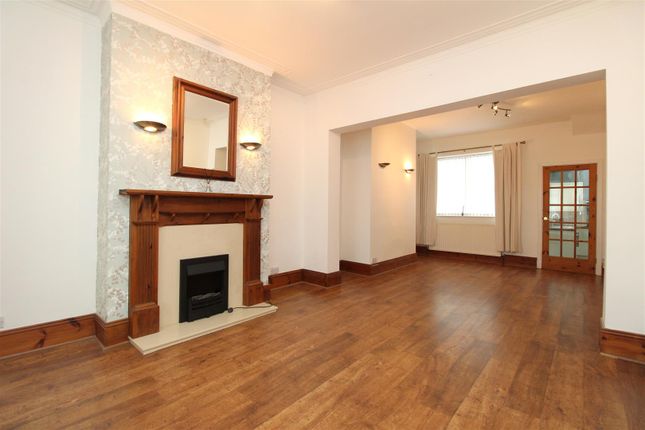 62, Ilfracombe Gardens, Whitley Bay photo 3