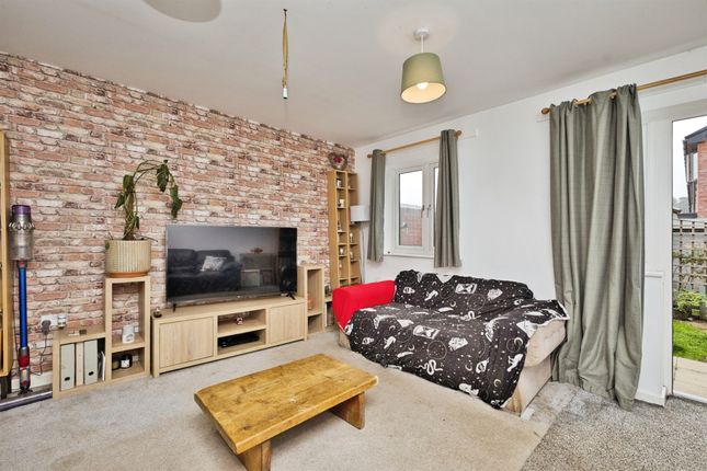 1, Foundry Close, ILMINSTER photo 4