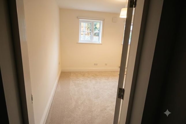 Whalley Road, Manchester photo 4