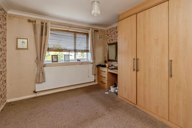 6, Buckingham Road, Wolverhampton photo 4