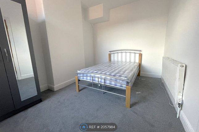 Terraced house to rent in Stanley Road, Forest Fields, Nottingham
