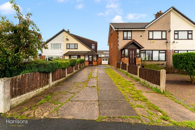 Westhoughton, Lancashire photo 3
