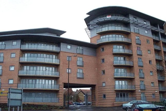Thumbnail Flat to rent in Triumph House, Manor House Drive, City Centre