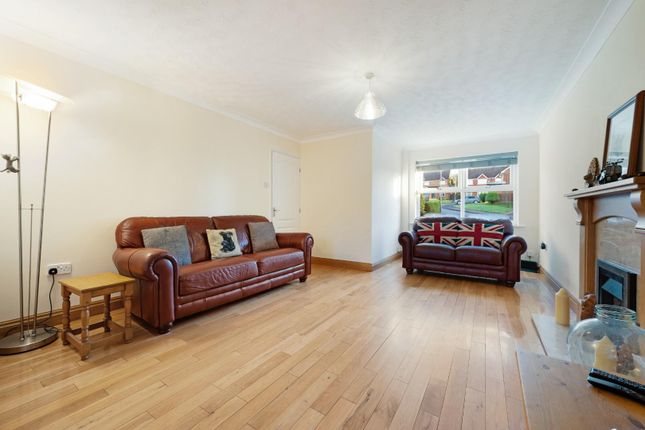 60, Saxby Avenue, Bolton photo 4