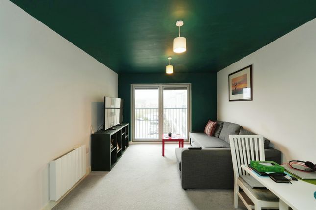 Flat 51, The Square, Long Down Avenue, Bristol photo 2