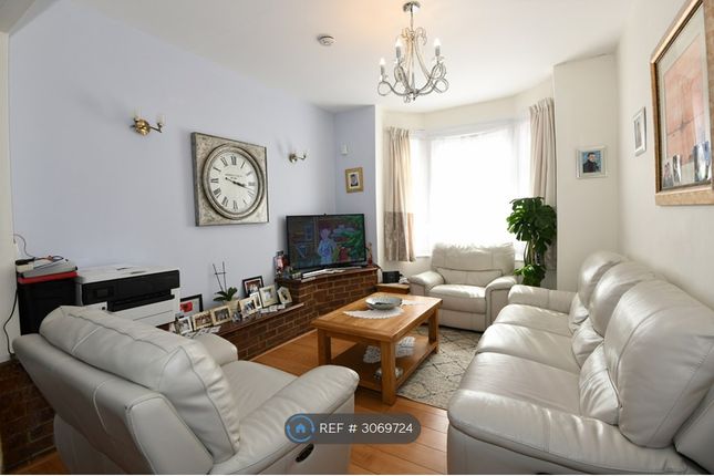 Gloucester Road Upper Edmonton, London photo 3