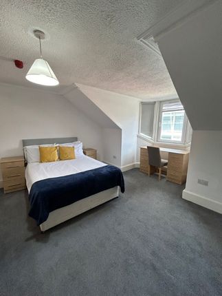 Flat 2FR, 1, West Bell Street, City Centre photo 3
