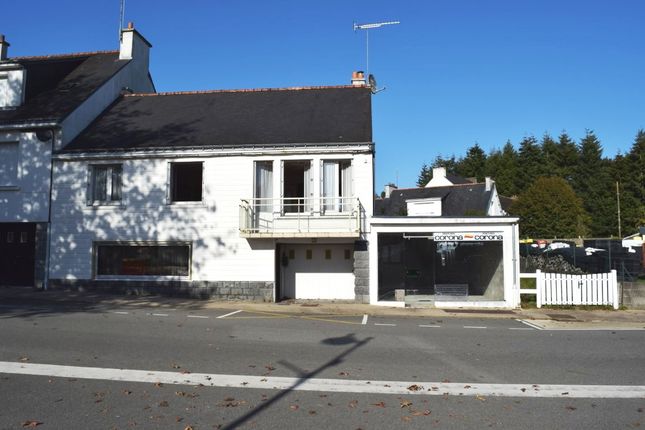 Thumbnail Semi-detached house for sale in 56160 Lignol, Morbihan, Brittany, France