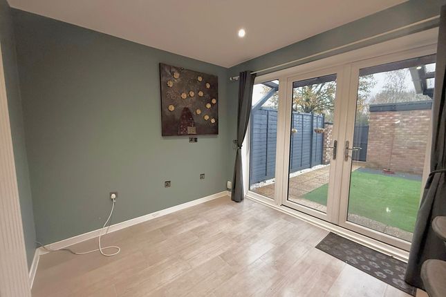 10 Somerby Garth, Peterborough photo 5