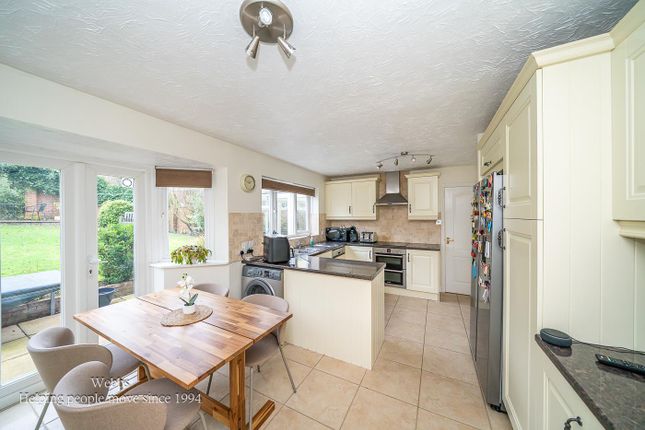 42, Brisbane Way, Cannock photo 3