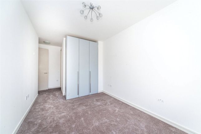 29, Aura House, Kew photo 4