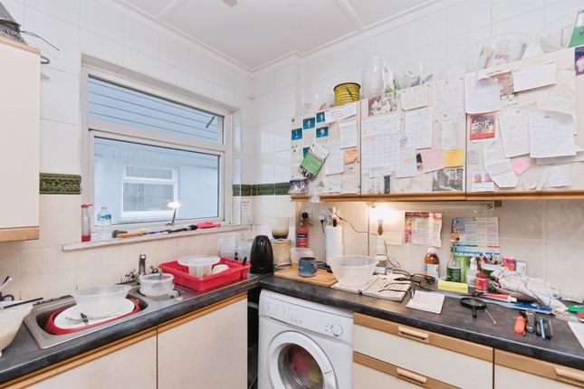 24, Golden Miller Lane, Polegate photo 4