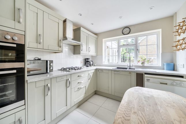 19, The Moorings, Surrey photo 3