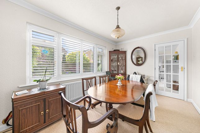 4 Mallinson Crescent, Harrogate photo 4