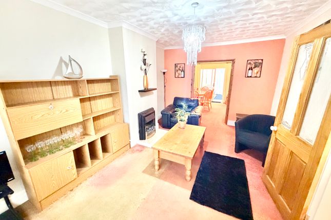 Dunkeld Road, Gosport photo 2
