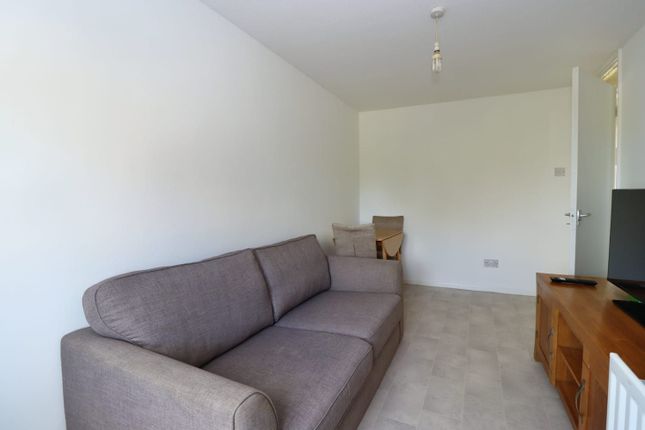 7 Lancaster Close, Ramsgate photo 4