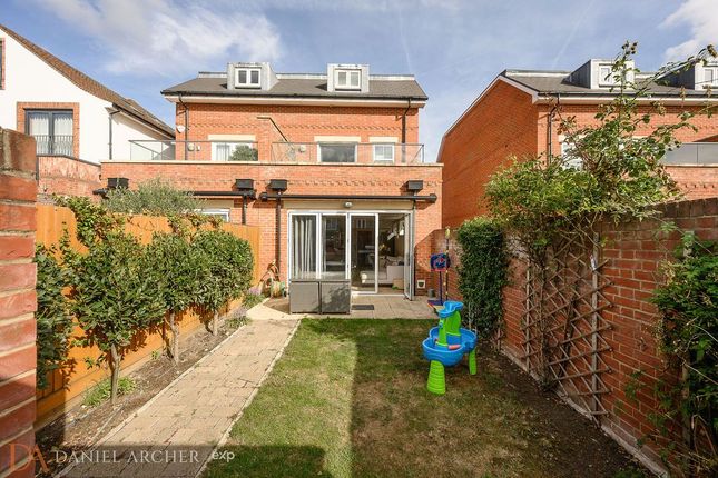 127, Durham Road, London photo 4