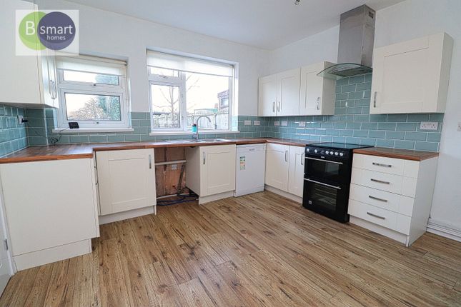 53, Toll Bar Road, Mexborough photo 3