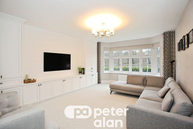 4, Birdie Close, Newport photo 3