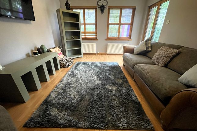 72 Knockomie Gardens, Forres photo 4