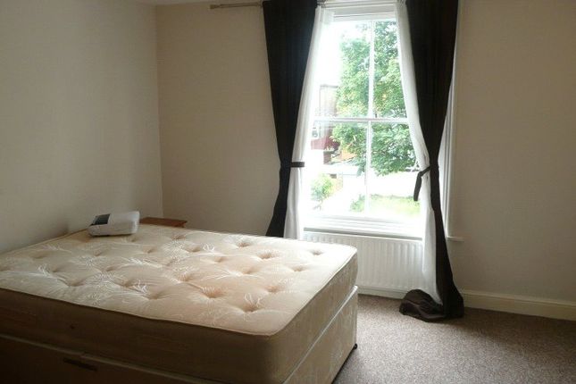 G18JK140810,, Sandbourne Avenue, Merton photo 4