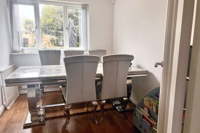 5 Gadwall Croft, Birmingham photo 4