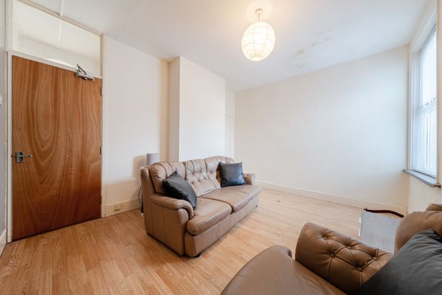 53, Jessie Road, Southsea photo 4