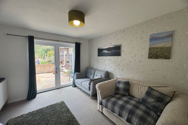 44 Princes Road, Stourbridge photo 3