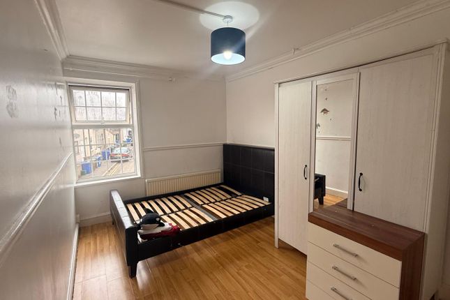 28 Church Street, Grays photo 4