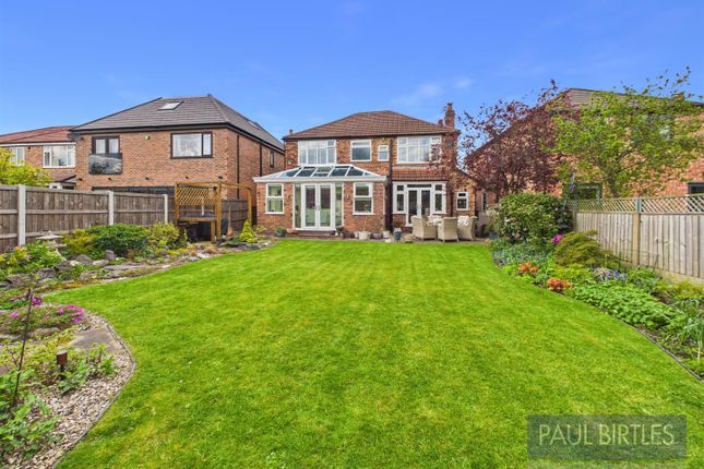 13, Chesham Avenue, Trafford photo 2