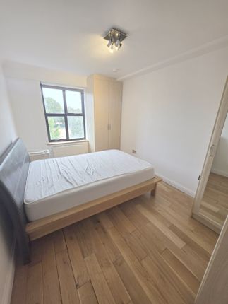 204, Copperfield Road, London photo 4