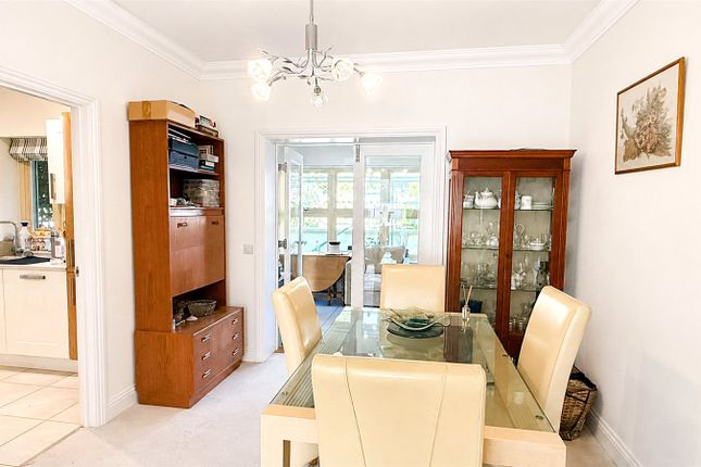 15, Cottle Avenue, Bradford On Avon photo 4