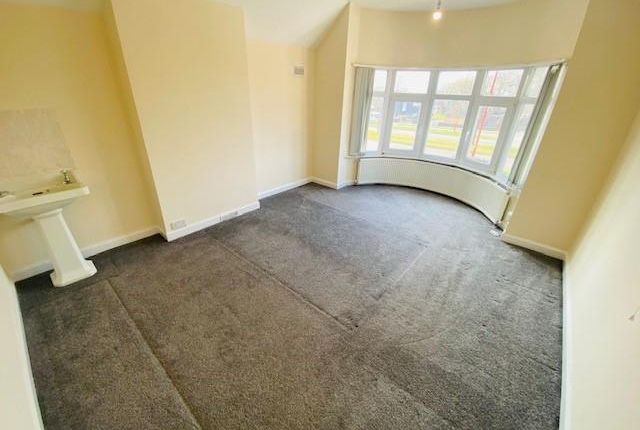 Detached house to rent in Chester Road, Erdington, Birmingham