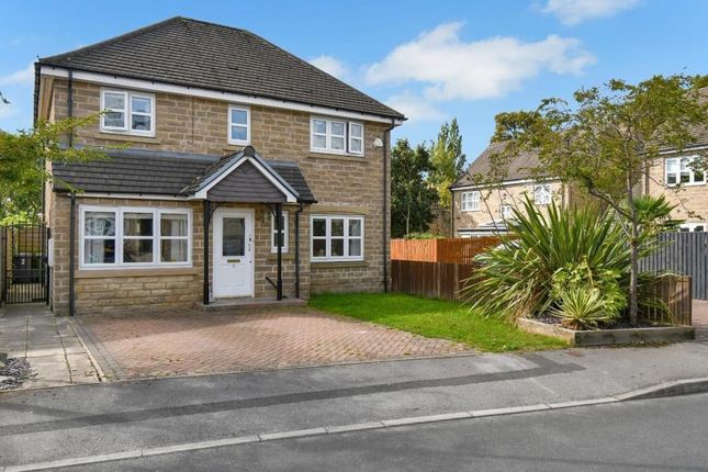Thumbnail Detached house for sale in Pennythorne Drive, Yeadon, Leeds