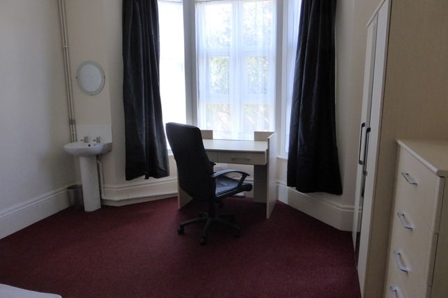 Room to rent in New Town Road, Colchester