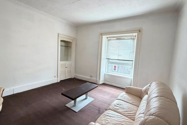 19, Townhead Street, South Lanarkshire photo 3