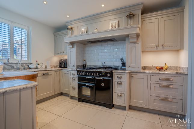 14 School Lane, Orsett, Essex photo 3