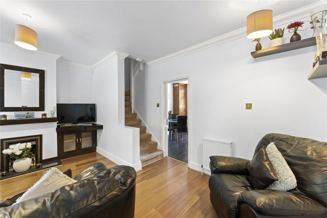 2, Belle Vue Terrace, Harefield photo 4