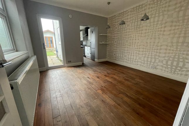 00, Cromer Road, Romford photo 2